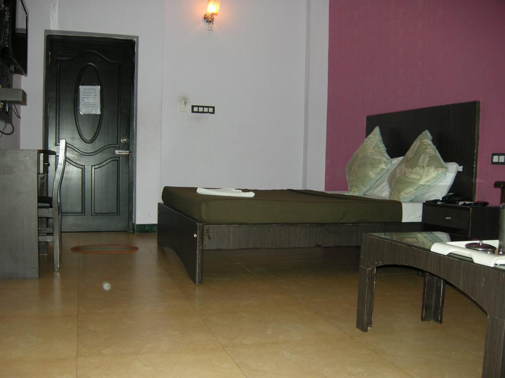 Hotel Nala Residency Tiruvannāmalai Extérieur photo