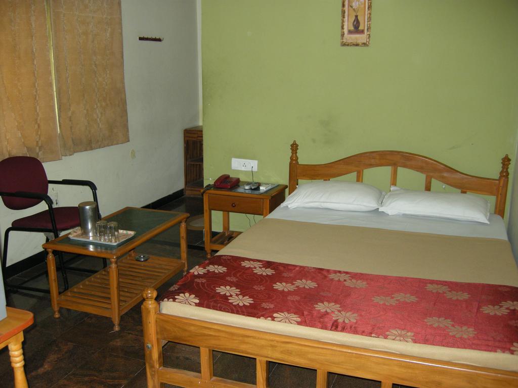 Hotel Nala Residency Tiruvannāmalai Extérieur photo