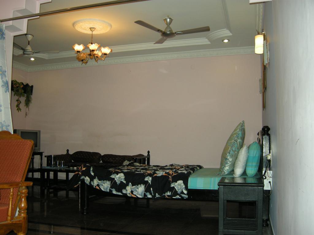 Hotel Nala Residency Tiruvannāmalai Extérieur photo