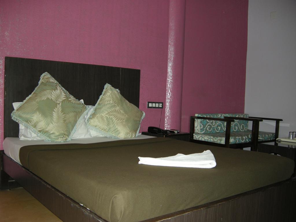 Hotel Nala Residency Tiruvannāmalai Extérieur photo