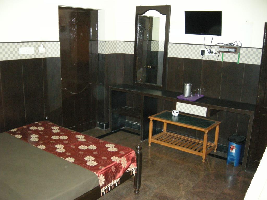 Hotel Nala Residency Tiruvannāmalai Extérieur photo