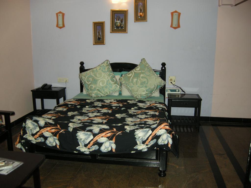 Hotel Nala Residency Tiruvannāmalai Chambre photo