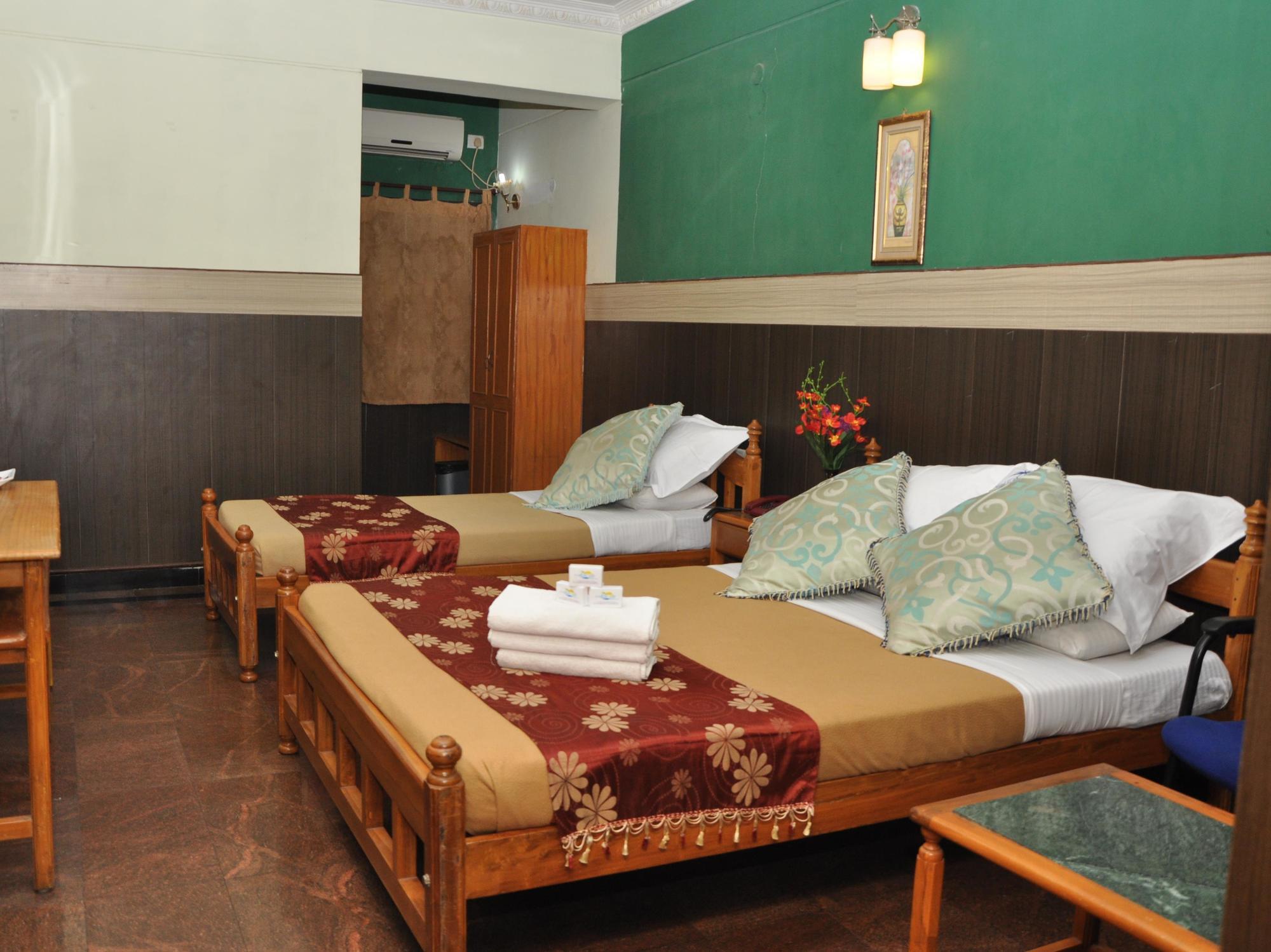 Hotel Nala Residency Tiruvannāmalai Extérieur photo